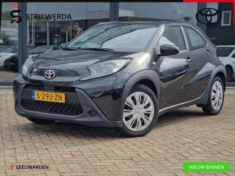 Toyota Aygo X 1.0 VVT-i MT Play