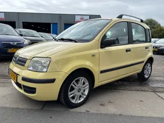 Fiat Panda 1.2 Emotion. Airco ! Carplay scherm !