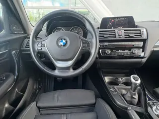 Foto 11 van BMW 1-serie 116i Executive 1E EIGENAAR Navigatie / Climate control / Alpine audio
