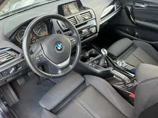 Foto 20 van BMW 1-serie 116i Executive 1E EIGENAAR Navigatie / Climate control / Alpine audio