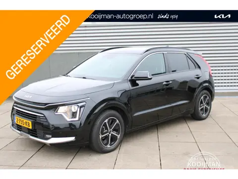 Kia Niro 1.6 GDi PHEV DynamicLine PLUG IN HYBRID TREKHAAK, NAVIGATIE, ACHTERUITRIJCAMERA