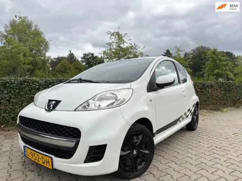 Peugeot 107 1.0-12V XS , Airco / Elec.Pakket / Cv / Isofix / Stuurbekrachtiging.