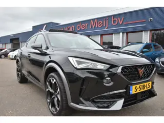 CUPRA Formentor 1.5 TSI Business Edition Plus , PANODAK ,TREKHAAK , ST+STUUR VERW , LMV19 , LED KOPL