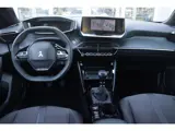 Foto 28 van Peugeot 2008 1.2 130PK ALLURE PACK | TREKHAAK AFNEEMBAAR | NAVIGATIE 10" TOUCHSCREEN | APPLE CARPLAY