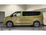 Foto 26 van Volkswagen e-Transporter Caravelle 32 L1H1 Life 64 kWh € 55.000,00 incl. BTW/BPM | Trekhaak | Keyles