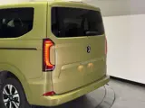 Foto 22 van Volkswagen e-Transporter Caravelle 32 L1H1 Life 64 kWh € 55.000,00 incl. BTW/BPM | Trekhaak | Keyles