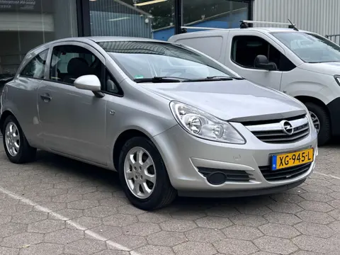 Opel Corsa 1.2-16V Essentia/ LPG-G3/
