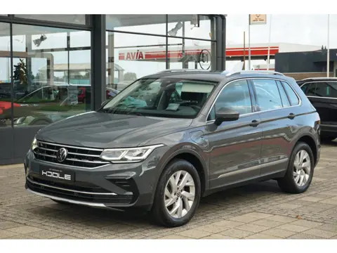 Volkswagen Tiguan 1.4 TSI eHybrid Elegance | ACC | HUD | IQ | CarPlay | massage