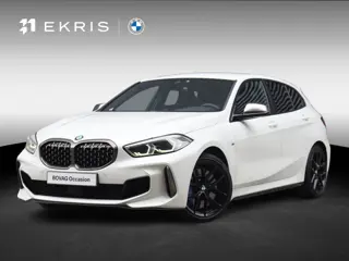 BMW 1-serie M135i xDrive | M Sport | Head-Up | Adaptief M Onderstel | Harman Kardon | Elektr. M Spor