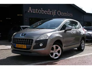 Peugeot 3008 1.6 THP ST *PANORAMADAK* 155dkm Trekhaak/Navigatie/Airco APK 09-2027