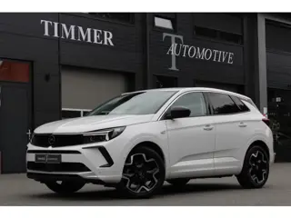 Opel Grandland 1.6 Turbo Plug-In Hybrid 225 pk - Business Elegance - Weinig kilometers - 19 Inch -  