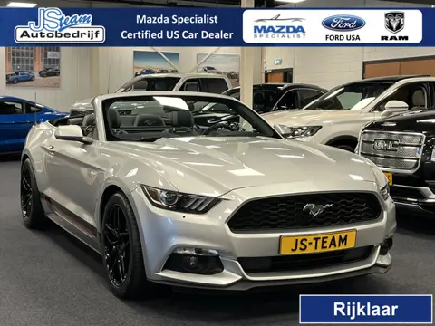 Ford Mustang Convertible 3.7i V6 Premium 305PK Automaat Lederen bekleding Camera 19inch