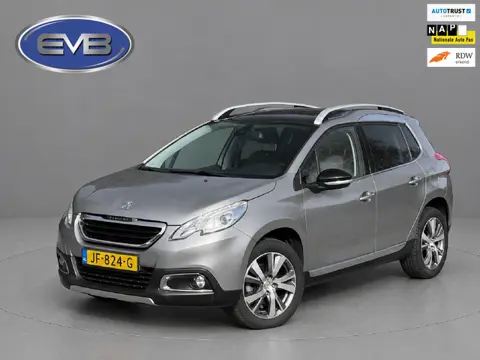 Peugeot 2008 1.2 PureTech Féline, afneembare trekhaak, panoramadak, nieuwe distributieriem, vele opt