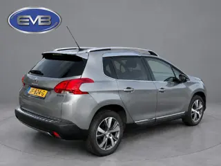 Foto 13 van Peugeot 2008 1.2 PureTech Féline, afneembare trekhaak, panoramadak, nieuwe distributieriem, vele opt