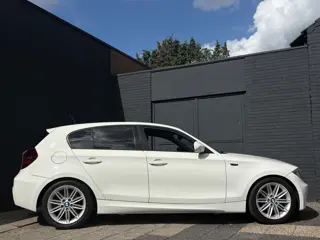 Foto 16 van BMW 1-serie 116i | M-Pakket | Stoelverwarming | Airco