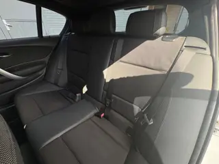Foto 11 van BMW 1-serie 116i | M-Pakket | Stoelverwarming | Airco