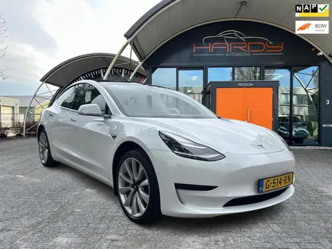 Tesla Model 3 Standard RWD Plus 60 kWh 83,4% SOH 19INCH Rijklaarprijs!