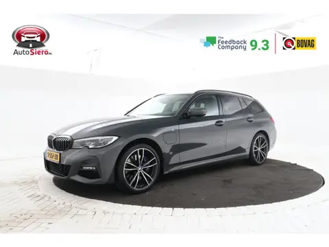 BMW 3 Serie Touring 330e xDrive High Executive Panorama, M-Pakket, Trekhaak!