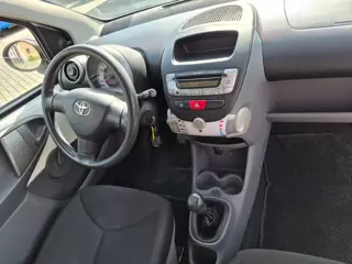 Foto 17 van Toyota Aygo 1.0-12V Access