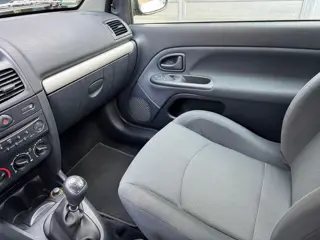 Foto 12 van Renault Clio 1.2-16V Dynamique/Trekhaak/Nap/electr.ramen/APK!