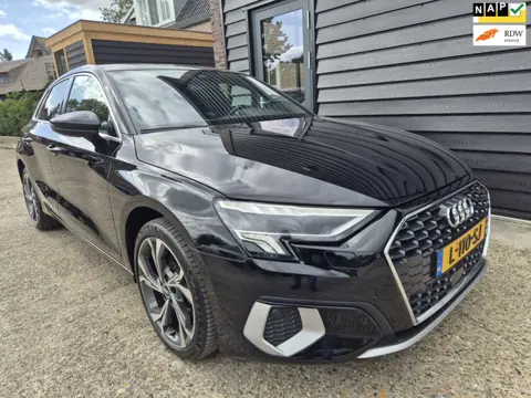Audi A3 Sportback 30 TFSI Advanced edition