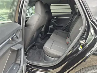 Foto 16 van Audi A3 Sportback 30 TFSI Advanced edition
