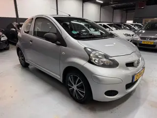 Foto 14 van Toyota Aygo 1.0-12V Access Nap 116.880KM/APK 10-2027!