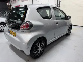 Foto 17 van Toyota Aygo 1.0-12V Access Nap 116.880KM/APK 10-2027!