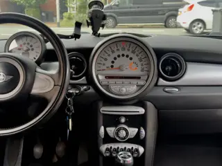 Foto 18 van MINI Clubman 1.6 COOPER LEDER AIRCO LED LMV (bj 2008)