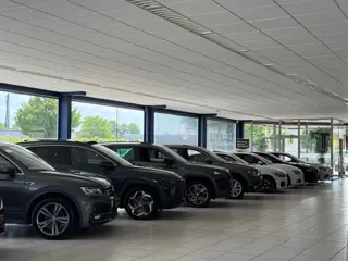 Foto 5 van Hyundai Kona EV Limited 64 kWh 100% SOH LEDER MEMORY