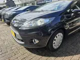 Foto 24 van Ford Fiesta 1.6 TDCi ECOnetic Lease Trend | AIRCO | ELEC RAMEN | TREKHAAK | EXPORT |