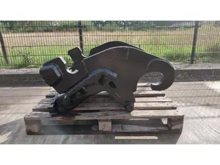 Verachtert CW45 to CW30/CW40 quick coupler