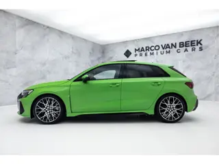Foto 16 van Audi RS3 Sportback 2.5 TFSI Quattro | Pano | RS Design Green | Carbon | SONOS