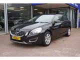 Foto 28 van Volvo V60 2.0T Summum Automaat | Airco | Navigatie | Elek. pakket | Youngtimer | Inruil mogelijk