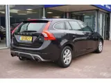 Foto 25 van Volvo V60 2.0T Summum Automaat | Airco | Navigatie | Elek. pakket | Youngtimer | Inruil mogelijk