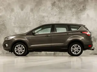 Foto 13 van Ford Kuga 1.5 EcoBoost Titanium (APPLE CARPLAY, NAVIGATIE, CLIMATE, CAMERA, ADAPTIVE CRUISE, LEDER,