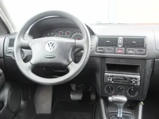 Foto 19 van Volkswagen Golf 1.6 Trendline, 5 Drs, Automaat, Airco, 93.447 km, APK 8-27