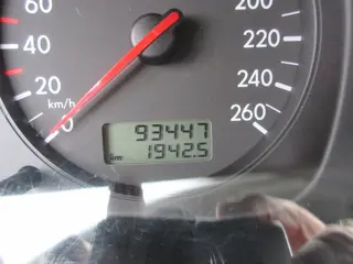 Foto 15 van Volkswagen Golf 1.6 Trendline, 5 Drs, Automaat, Airco, 93.447 km, APK 8-27