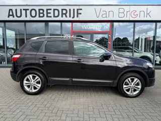 Foto 17 van Nissan Qashqai 1.6 Connect Edition | APK 09-2027 | Panoramadak