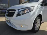 Foto 30 van Mercedes-Benz eVito Tourer PRO L2 8-Persoons Airco L & R Schuifdeur Command Navigatie Zwart leder
