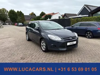 Foto 14 van Ford Focus Wagon 1.0 EcoBoost Lease Trend TREKHAAK CRUISE CONTROL EN AIRCO !