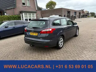 Foto 15 van Ford Focus Wagon 1.0 EcoBoost Lease Trend TREKHAAK CRUISE CONTROL EN AIRCO !