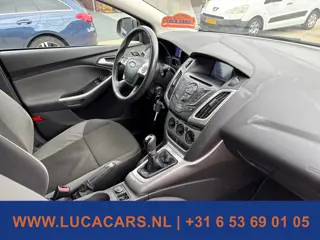 Foto 20 van Ford Focus Wagon 1.0 EcoBoost Lease Trend TREKHAAK CRUISE CONTROL EN AIRCO !