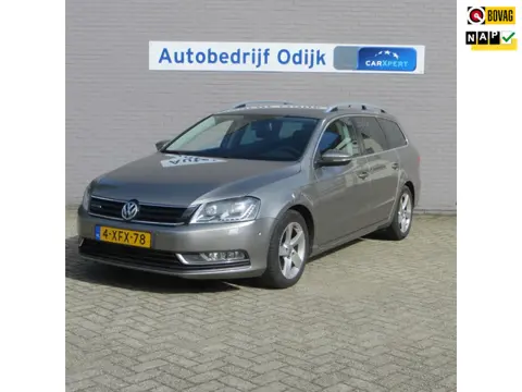 Volkswagen Passat Variant 1.6 TDI BlueMotion Executive Edition