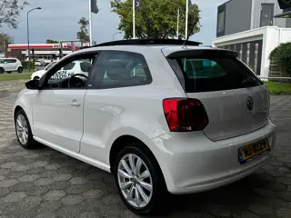 Foto 14 van Volkswagen Polo 1.2-12V Comfortline Pano Navi Pareltje!