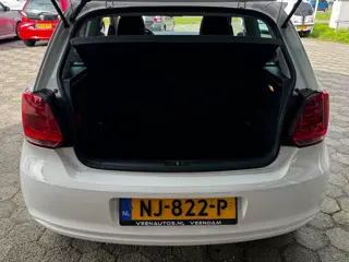 Foto 16 van Volkswagen Polo 1.2-12V Comfortline Pano Navi Pareltje!
