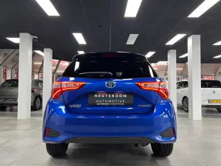Foto 19 van Toyota Yaris 1.5 Hybrid Bi-Tone Plus | Navi| Keyless| Cruise