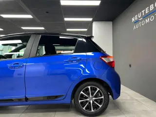 Foto 14 van Toyota Yaris 1.5 Hybrid Bi-Tone Plus | Navi| Keyless| Cruise