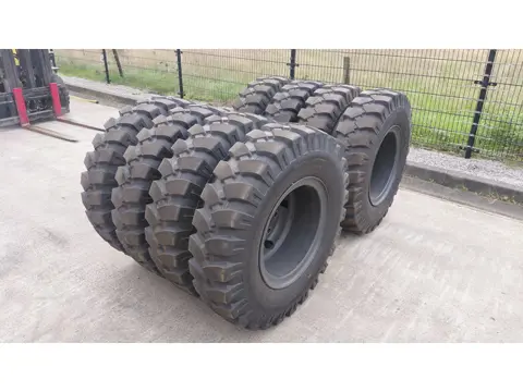 Tiron 10.00-20 complete set for wheeled excvavator