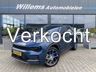 Lynk & Co 01 1.5 Zwarte Hemel, App-Connect, 360' Camera & Panoramadak , Trekhaak Afn